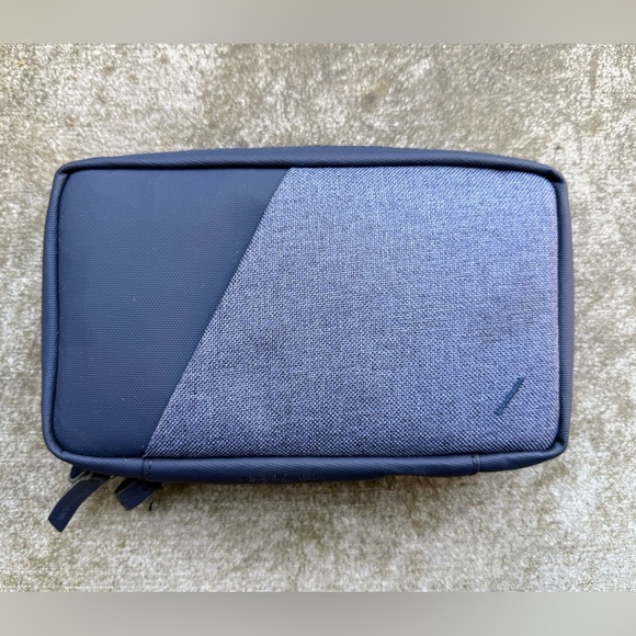 Native Union Stow Tech Organizer - Picture 5 of 5